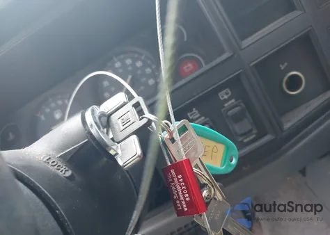 1990 Jeep Cherokee from USA, damaged, VIN 1J4FJ28L4LL164043